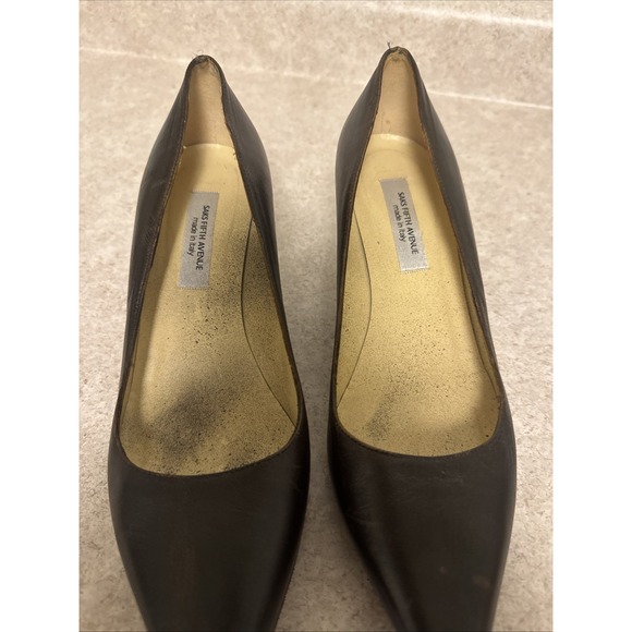 Saks Fifth Avenue Brown Heels Size 9 - Picture 8 of 13